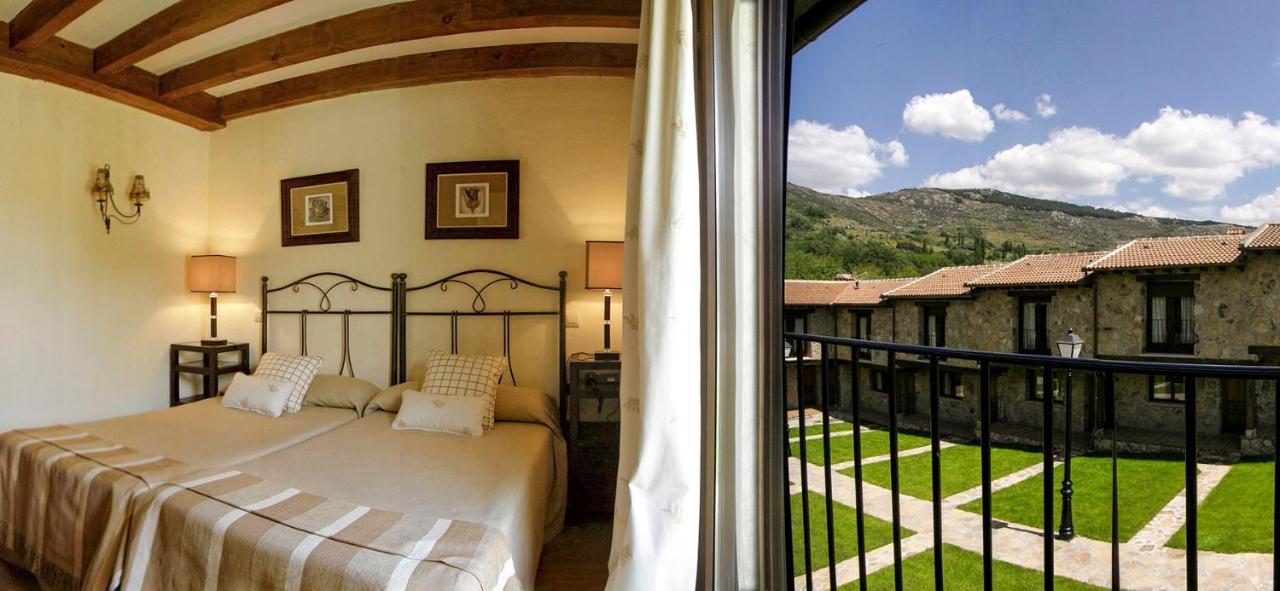Hotel Ribera Del Corneja Navacepedilla de Corneja Bagian luar foto